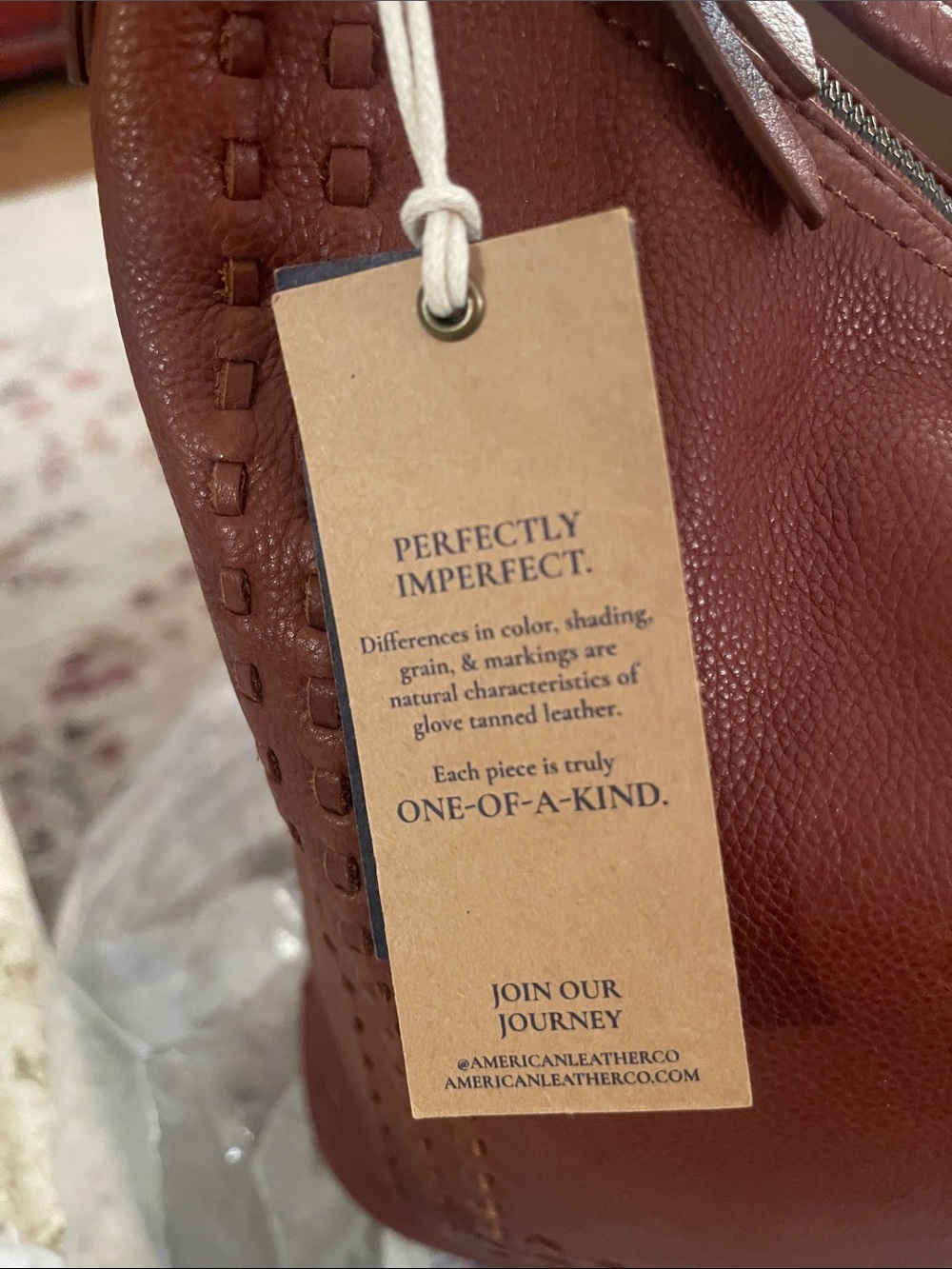 American Eagle Leather Shoulder Bag in Brandy Brown NWT - Picture 3 of 8